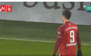 Spektakël në “Signal Iduna Park”, Lewandowski barazon rezultatin (VIDEO)