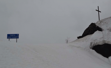 Bora në Qafë-Thorë arrin lartësinë 1.5 metër (VIDEO)