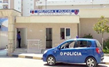Plagos me thikë një shtetas dhe i thyen xhamin e makinës, në pranga 25-vjeçari në Vlorë