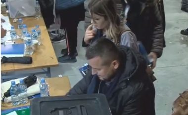 Nis procesi i votimit për shkarkimin e Lulzim Bashës (VIDEO)