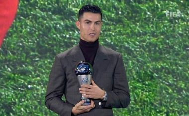 Cristiano Ronaldo: Një nder dhe privilegj fitimi i Çmimit Special të FIFA-s (FOTO LAJM)