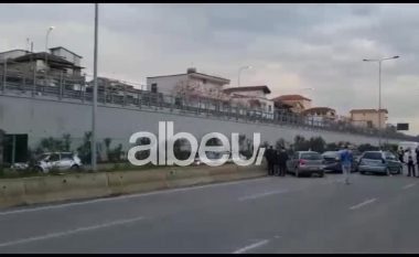 4 mjete përshihen në aksident në Selitë, lëndohet pasagjerja (VIDEO)