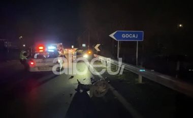 Aksident i frikshëm në Lezhë, makina përplaset me motoçikletën! Ka të lënduar rëndë (VIDEO)