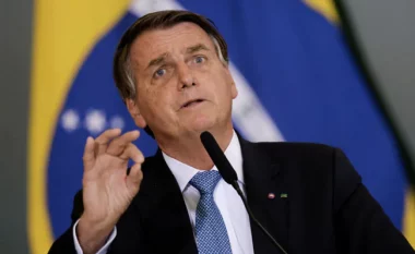 Bolsonaro shtrohet me urgjencë në spital, çfarë po ndodh me shëndetin e presidentit të Brazilit