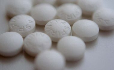 A duhet të marrim aspirinë për të parandaluar sulmet në zemër? Flasin ekspertët amerikanë: Ja si të veproni