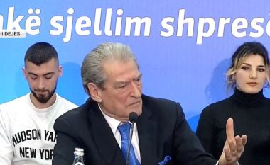 Berisha “i përvishet” Kim: Si ka mundësi që s’thoni asgjë kundër qeverisë, Basha është peng