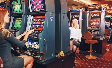 Bllokimi i kazinosë në Durrës, ja kush janë tre menaxherët e “Royal Eagle Casino” dhe zyrtarja e Këshillit në “Grand Casino”