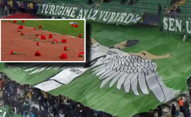 Lamtumira prekëse e tifozëve të Konyasporit ndaj Tsalik i cili humbi jetën në aksident (VIDEO)