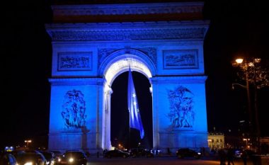 Kritika të shumta, Franca heq flamurin e BE-së në “Harku-n e Triumfit”