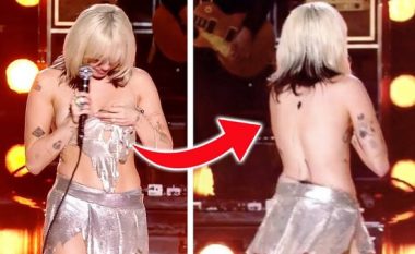 Këngëtares së famshme i ndodh e papritura në skenë, momenti kur i zbërthehet bluza (VIDEO)
