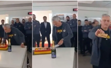 Roma feston ditëlindjen e Mourinhos, “Special One” copën e parë të tortës ia jep këtij lojtari