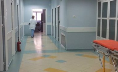 Albeu: Vdekja e 3-vjeçares në Elbasan, flet babai: Nuk e di si më iku goca, mjeku na tha virozë
