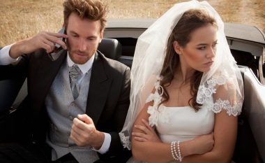 Studimi i fundit habit me statistikat: Dasmat e shtrenjta janë shkaku i ndarjes së çifteve