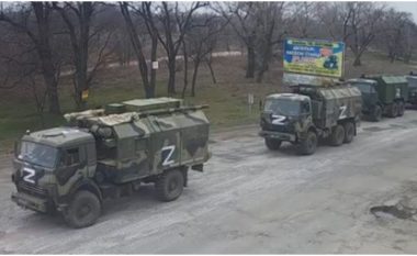 Albeu: Associated Press: Dëgjohen të shtëna me armë pranë Qeverisë në Ukrainë