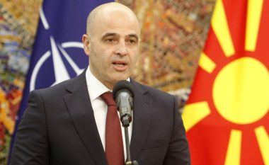 Kovaçevski e premtoi, sa pritet të jetë paga minimale në Maqedoni të Veriut