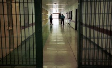 “Të burgosurit me rrogë në Shqipëri”, Manja: Fillimisht do të punësohen  380 të dënuar