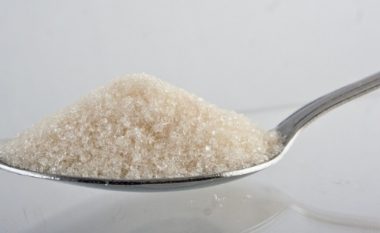Maksimumi sa GRAM sheqer mund të konsumoni gjatë një dite? OBSH jep përgjigjen e prerë