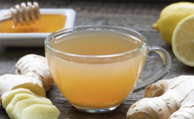 Çaji me xhenxhefil dhe mjaltë, 5 përfitimet shëndetësore të tij