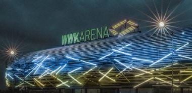 Klubi i njohur gjerman solidarizohet me Ukrainën, ndriçon stadiumin