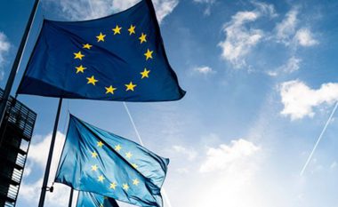 Zelensky kërkoi anëtarësim urgjent në BE, vjen reagimi i Brukselit