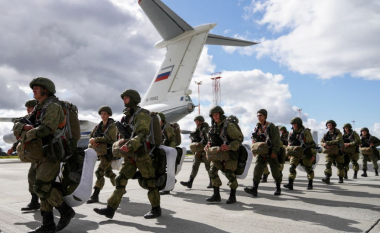 Çfarë nënkupton vazhdimi i stërvitjeve ushtarake ruse në Bjellorusi?