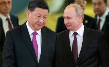 Kina mbështet Rusinë për të zgjidhur krizën përmes dialogut, çfarë u diskutua në telefonatën Xi- Putin?