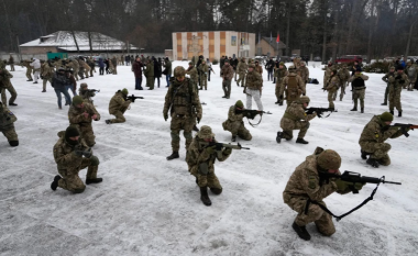 Stërvitjet e reja ushtarake ruse do të mbikëqyren nga presidenti Vladimir Putin