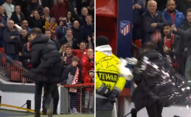 Momenti kur tifozët e Man United sulmojnë Simeonen (VIDEO)