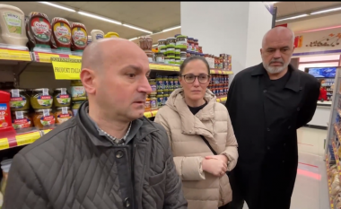 Albeu: “Mbikëqyrësi” Rama, pas marketit shkon te furra e bukës: Mos lejojmë abuzimet (VIDEO)