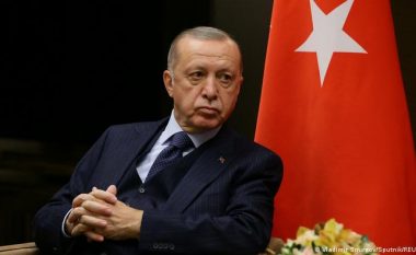 Erdoganit është i sëmurë? Rikthehen zërat për shëndetin e tij