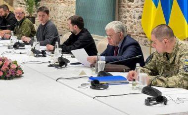 Ukraina – Rusisë: Do të miratojmë statusin neutral me këtë kusht
