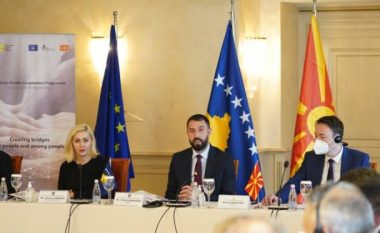 Shkupi e Prishtina diskutojnë mbi programin për bashkëpunim ndërkufitar
