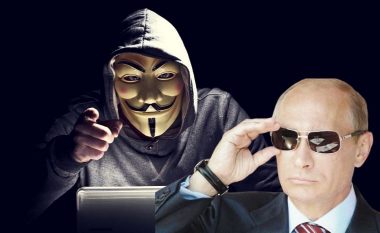 “Anonymous” hakon televizionet ruse, shfaq në Moskë pamjet e luftës në Ukrainë (VIDEO)