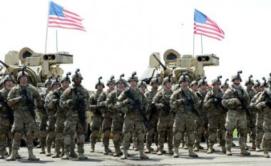 Pentagoni: Edhe 500 trupa amerikane shtesë në Europë