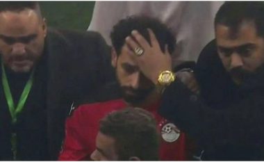 Salah goditet nga tifozët e Senegalit pas ndeshjes, pamjet bëhen virale (VIDEO)