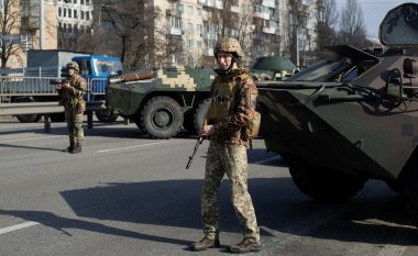Në Kiev shpallet shtetrrethimi 35-orësh