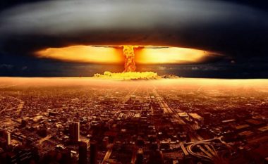 Çfarë ndodh kur shpërthen një bombë bërthamore? (VIDEO)
