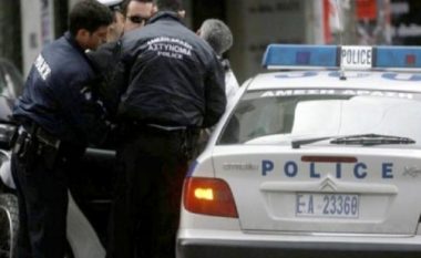 DETAJE/ Shkatërrohet banda shqiptare në Greqi, 5 të arrestuar, mes tyre dhe gra