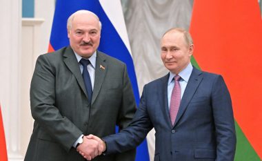 SHBA dhe NATO: Bjellorusia shumë shpejt mund t’i bashkohet luftës në Ukrainë