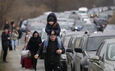 Pushtimi rus i Ukrainës, më shumë se 1.5 milionë refugjatë të larguar deri më tani