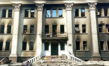 Bombardimi i teatrit në Mariupol, 300 civilë të vdekur