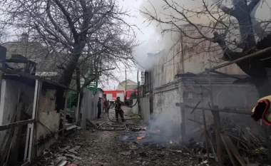Albeu: Ukraina: Rusia ka thyer armëpushimin dhe po bombardon korridorin humanitar