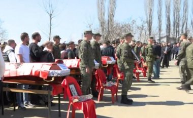 Rivarrosen shtatë viktimat e masakrës së Krushës së Vogël në Kosovë (FOTO LAJM)