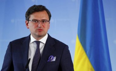 “Ne kemi nevojë për fitore, jo barazim”, ministri i Jashtëm i Ukrainës paralajmëron se Evropa mund të bëjë “gabim strategjik”