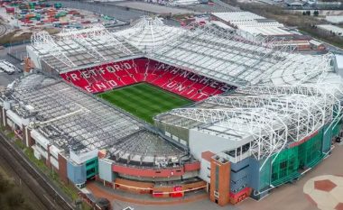 Man United shqyrton ndërtimin e një stadiumi të ri, rritet kapaciteti