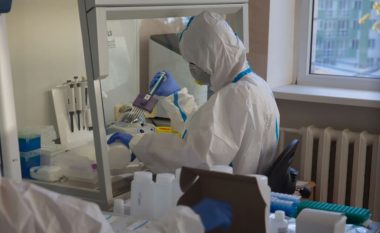 “Shkatërroni viruset në laboratorë”, OBSH kërkesë urgjente Ukrainës