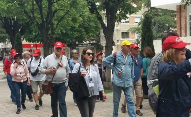 Si Serbia dhe Mali i Zi po ia marrin turistët Shqipërisë