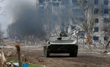 Si po planifikon Rusia të izolojë Mariupolin