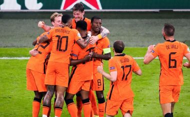 Holanda zyrtarizon trajnerin e ri pas Kupës së Botës