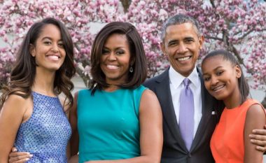 Michelle Obama flet për të bijat: I rregullonin vetë shtretërit, nuk ishin të privilegjuarat e Shtëpisë së Bardhë